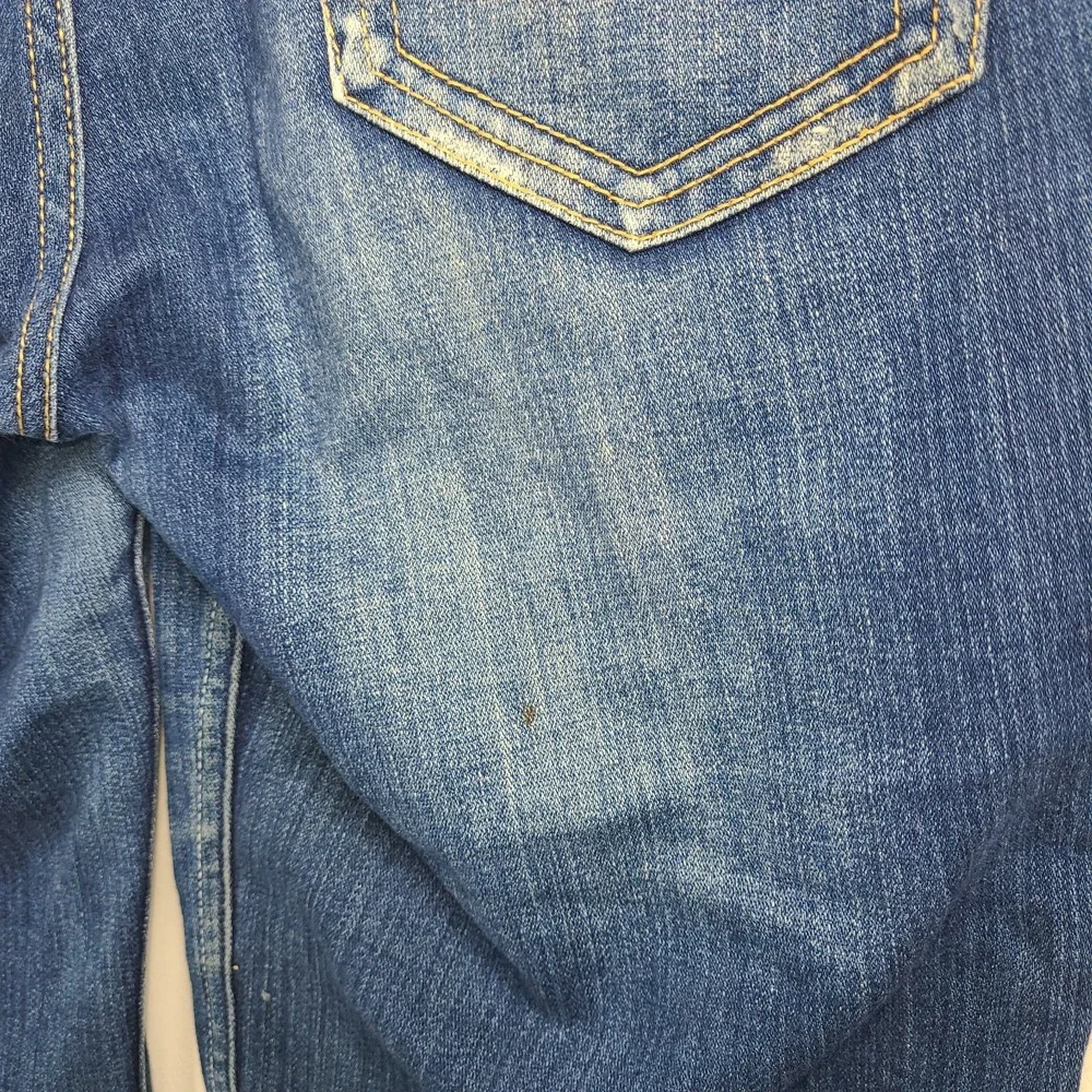 Mossimo Women's Denim Bermuda Shorts Size 15 Blue Stretch Cuffed Jean Shorts